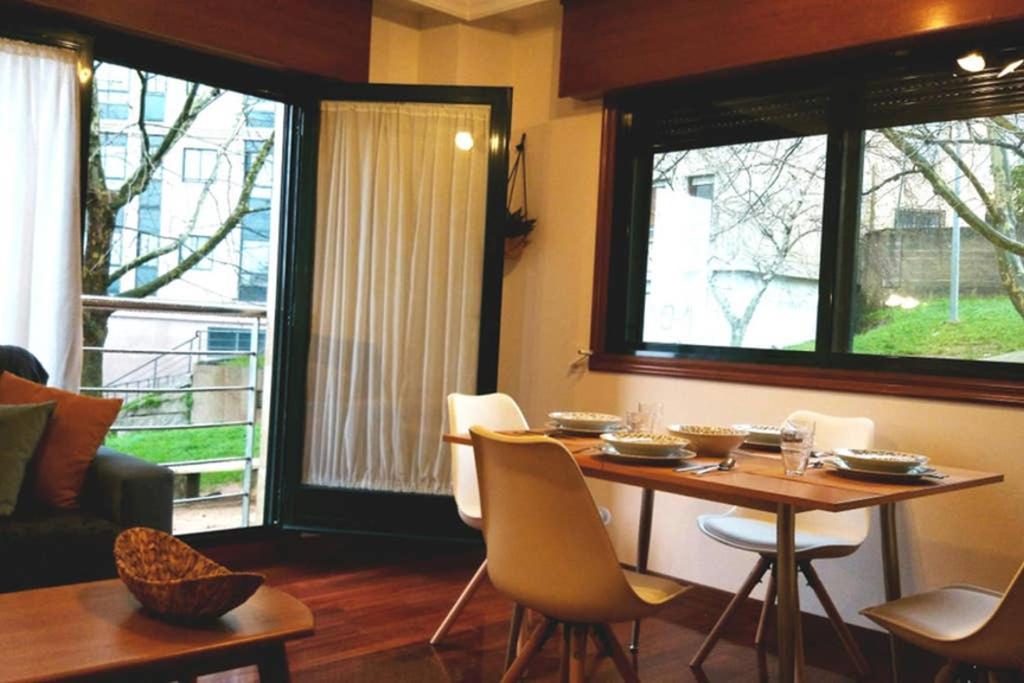 Apartamento Completo Con Parking Privado Y Wifi En San Roque Vigo Extérieur photo