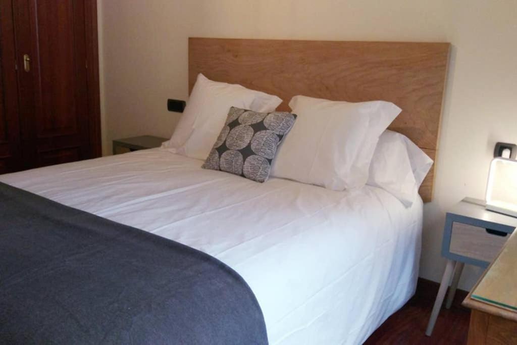 Apartamento Completo Con Parking Privado Y Wifi En San Roque Vigo Extérieur photo