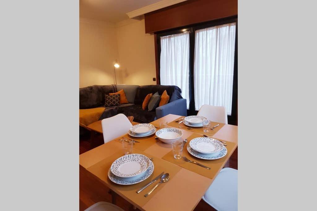 Apartamento Completo Con Parking Privado Y Wifi En San Roque Vigo Extérieur photo