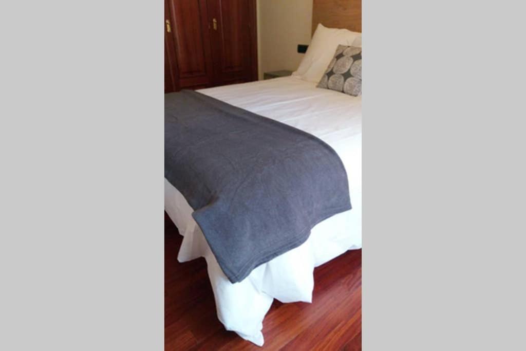 Apartamento Completo Con Parking Privado Y Wifi En San Roque Vigo Extérieur photo
