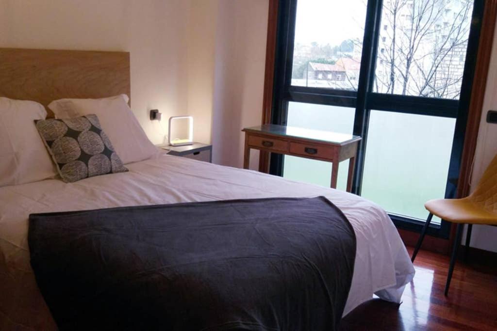 Apartamento Completo Con Parking Privado Y Wifi En San Roque Vigo Extérieur photo